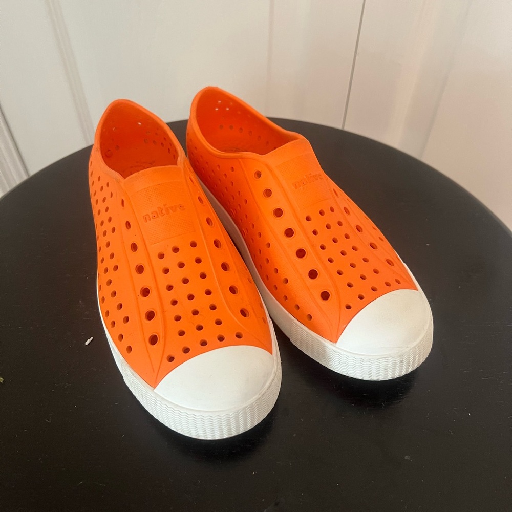 Kids Orange Native Shoes – Jefferson Slip-On Waterproof Sneakers